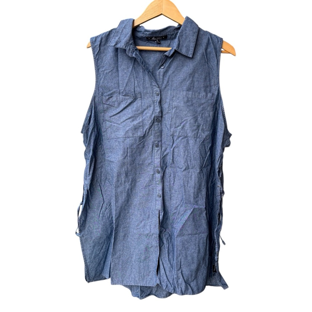 Miss Lili Sleeveless Denim Blue Button-Up Top Size 2X Women's